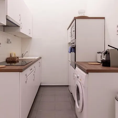 Goldcentral Comfort Apartment *
